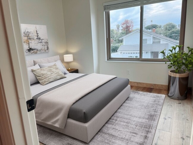 Photo - Spacious & Luxurious 4 Bed / 3 Bath Upper Level Unit in Fire Mountain