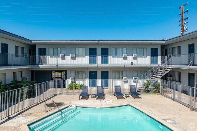 South Pointe Apartments - South Pointe Apts