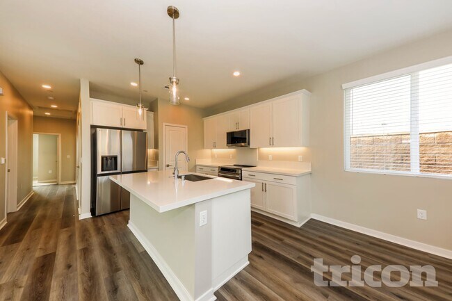 Photo - 1734 Lorraine Dr