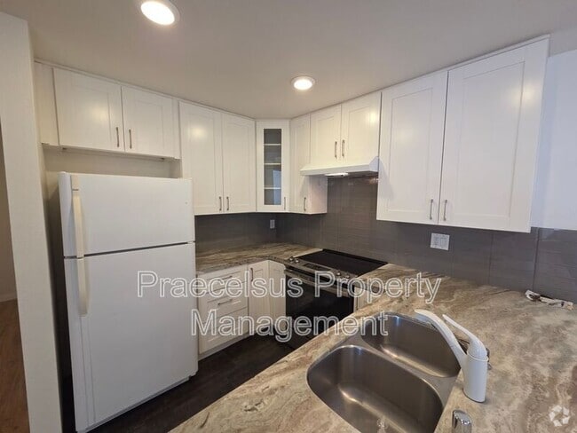 Building Photo - 7780 Margerum Ave Rental