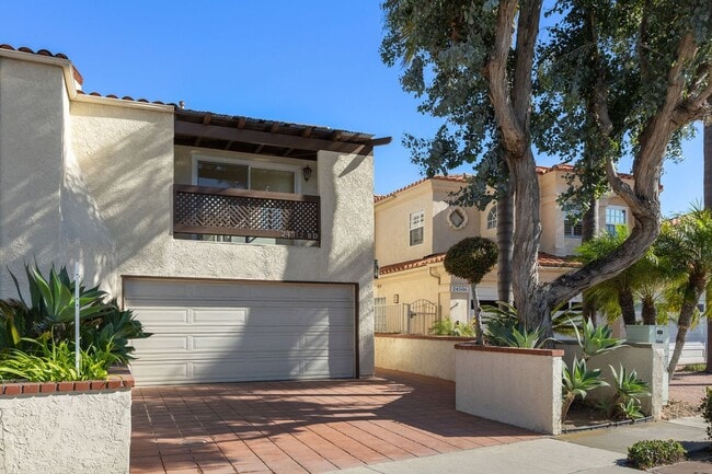 Photo - 24512 Alta Vista Dr Unit B