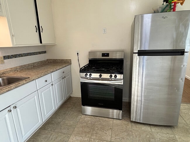 Photo - 1131 Georgia St