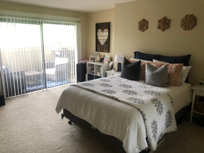 Photo - 2607 Pirineos Way Unit 101