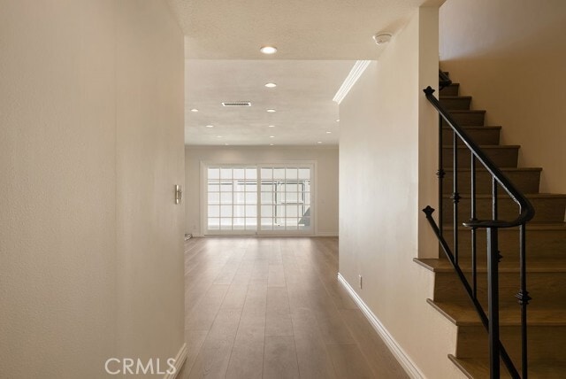 Photo - 1088 Buckingham Ln