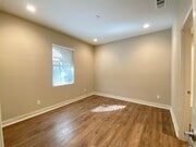Photo - *Special*Stunning 3 Bedroom 3.5 Bathroom T... House