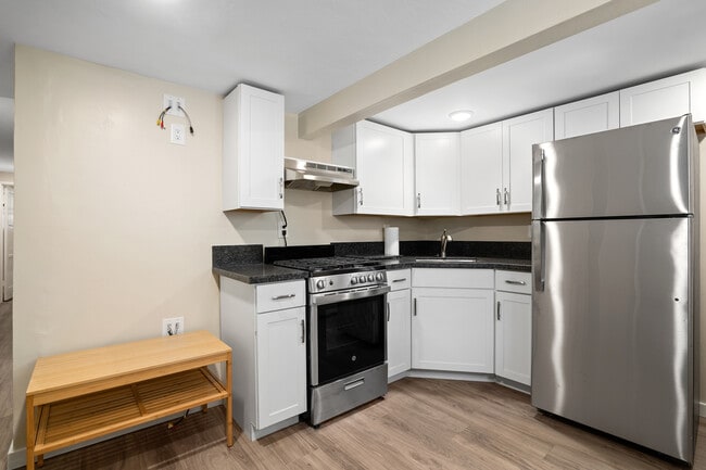 Building Photo - 3295 McKinley St