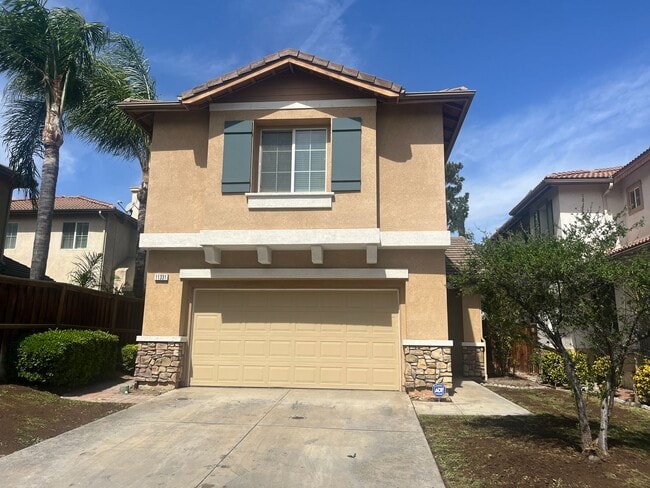 Building Photo - 3 bedroom, 2.5 bath Home for Rent in the Riverwalk