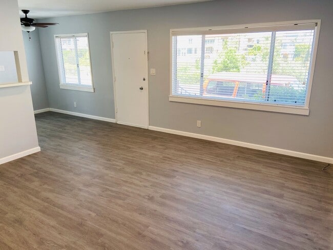 Photo - Gorgeous Remodeled Downstairs Apartment w/Patio+Prvt Laundry+Garage+Views of Canals