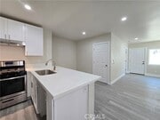 Photo - 4653 Emerson St
