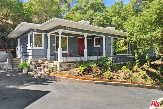 Building Photo - 11930 Briarvale Ln