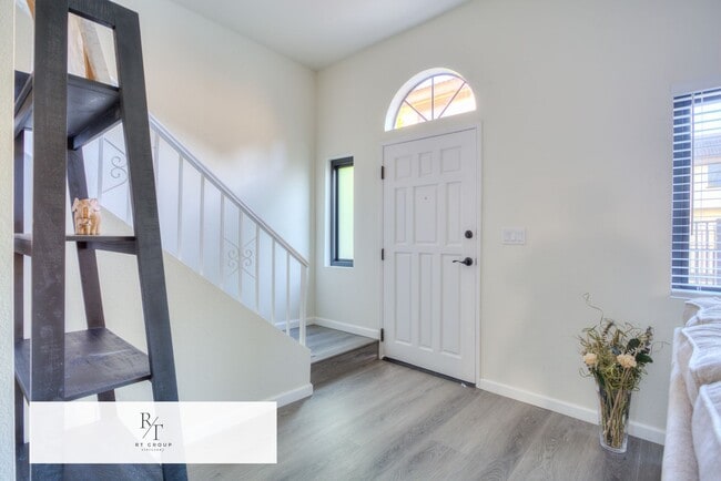Photo - Fully Remodeled | Spacious & Bright Townhome