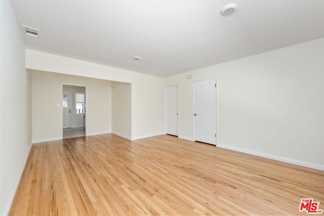 Photo - 2007 E Villa St Unit B