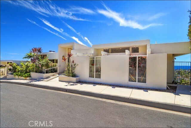 Building Photo - 1284 Coronado Dr Rental
