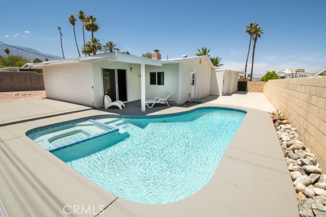 Photo - 68541 Terrace