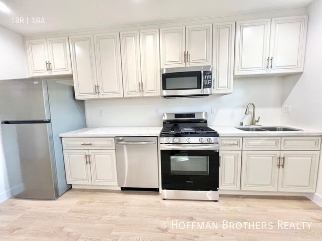 Photo - 6715 Beverly Blvd