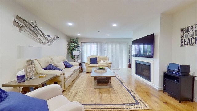 Photo - 230 S Catalina Ave Unit 107