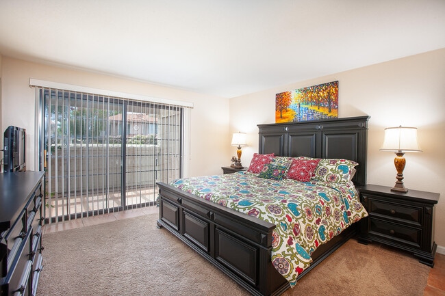 Photo - 500 S Farrell Dr Unit M81