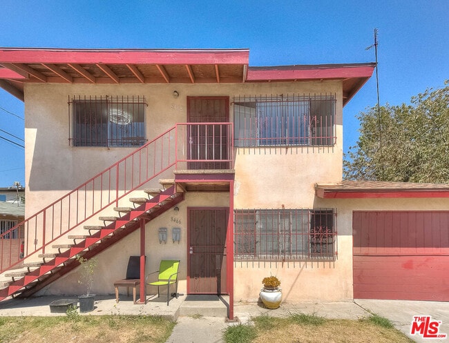 Building Photo - 8468 S Halldale Ave