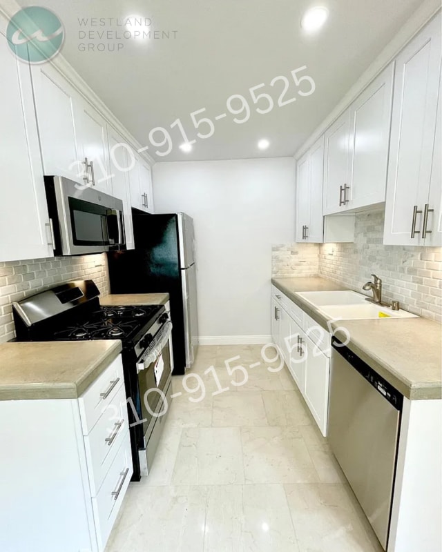 Photo - 1619 Brockton Ave Unit 204