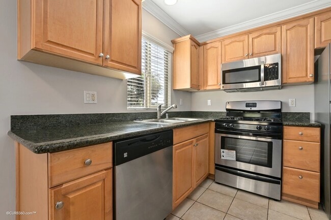 Photo - Warren Bostonia Townhomes