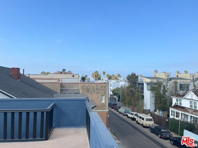 Photo - 36 Brooks Ave Unit B