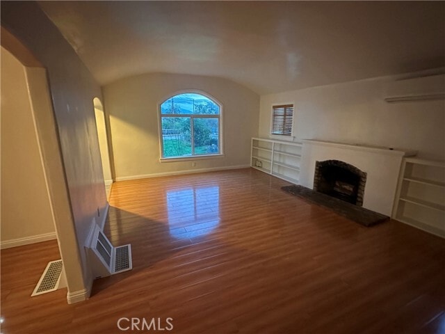 Photo - 2972 June St