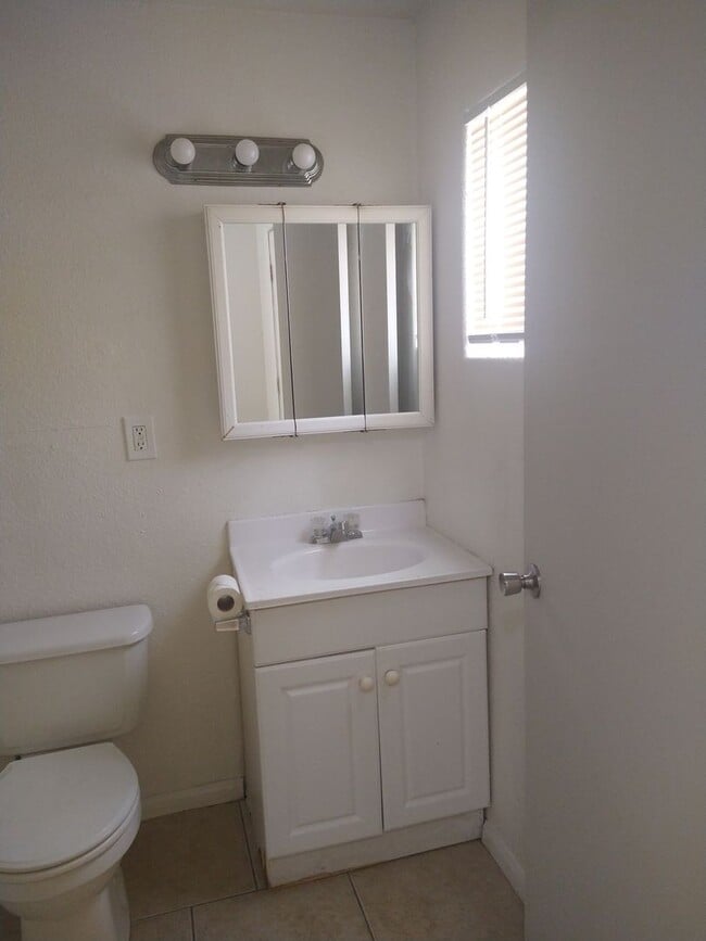 Photo - Nice and Quite 1 bedroom 1 bath with Bonus room