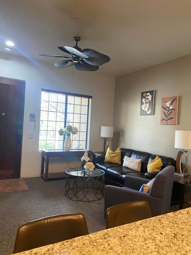 Photo - 50650 Santa Rosa Plz Unit 3
