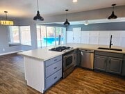 Photo - 7930 Cinnabar Dr House
