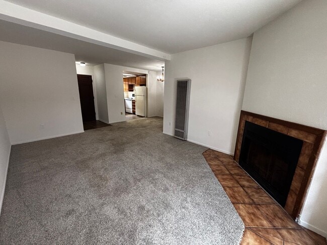 Photo - 1460 Hornblend St Unit #3