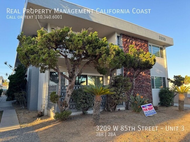 Building Photo - 3209 W 85th St Unit 3