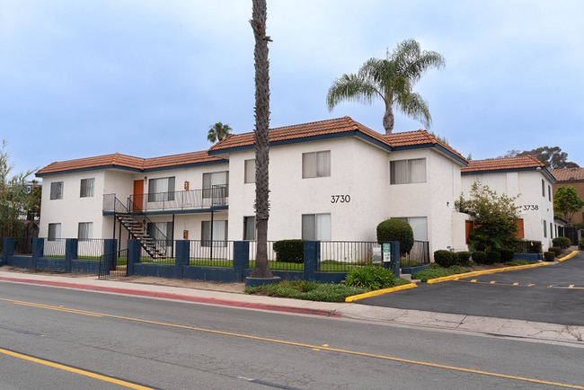 Building Photo - SY 37 Beyer Unit 38K