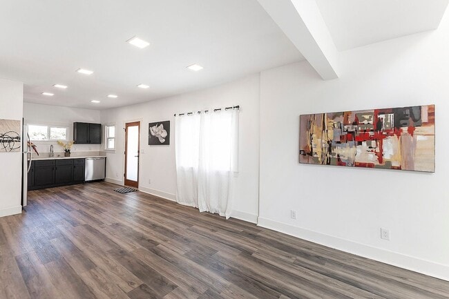 Photo - Boyle Heights Stunning Modern Farmhouse