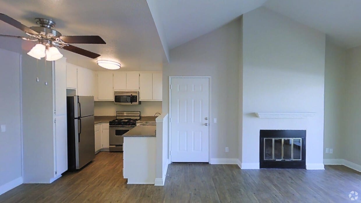 3D Tour - Woodmere Apartments