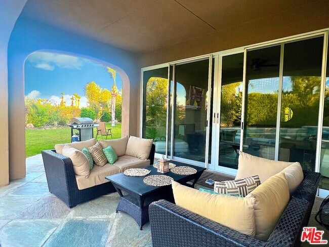 Photo - 35307 Vista Hermosa