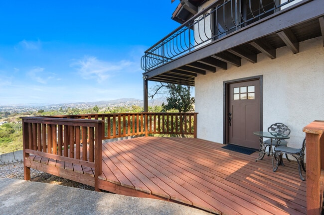 Building Photo - 897 Van Horn Way