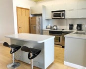 Standard Suite #7 - TENTEN Oceanside Apartments