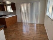 Photo - 728 W 16th St Unit C