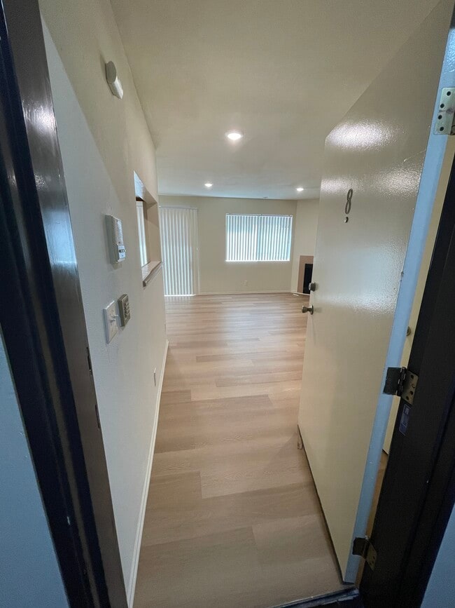 Photo - 11748 Courtleigh Dr