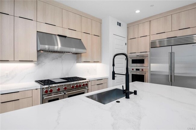 Photo - 128 Creation