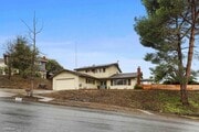 Photo - 1870 Jeffrey Ave