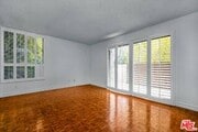 Photo - 938 5th St