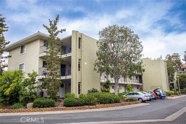 Building Photo - 3338 Punta Alta Unit 3D