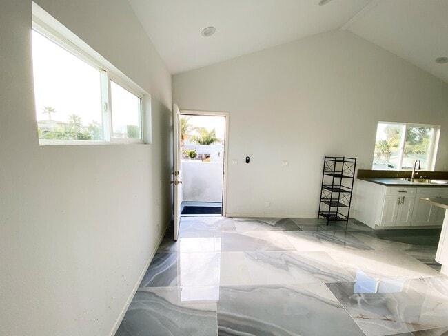 Photo - 8449 Lomond Dr
