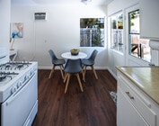 Eat in kitchen - 12354 Addison St House