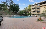 Photo - 6712 Hillpark Dr Unit 405
