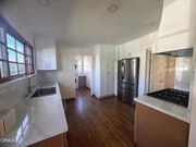 Photo - 630 Mercedes Ave