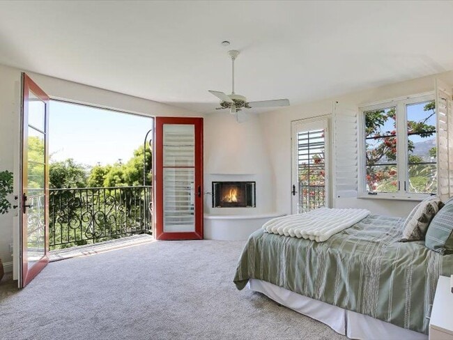 Photo - 220 Santa Barbara St