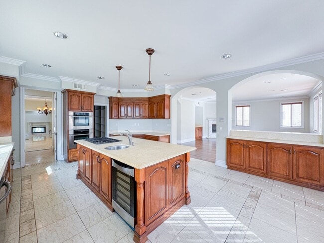 Photo - Lavish Estate Home w/4700sf+Central A/C & ...