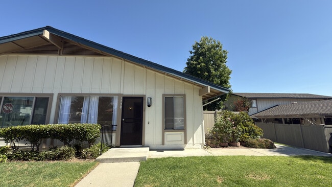 Photo - 1720 Orinda Ct Townhome